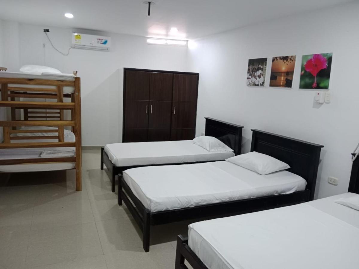 The Cantamar Beach Hostel Санта-Марта Экстерьер фото
